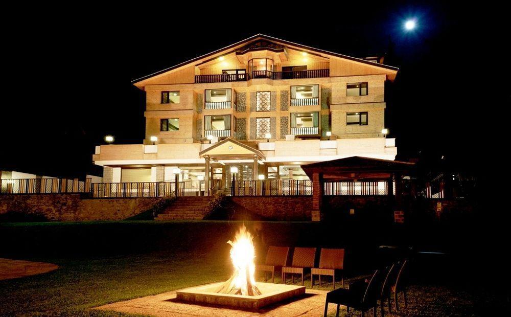 The Vintage Gulmarg Hotel Buitenkant foto