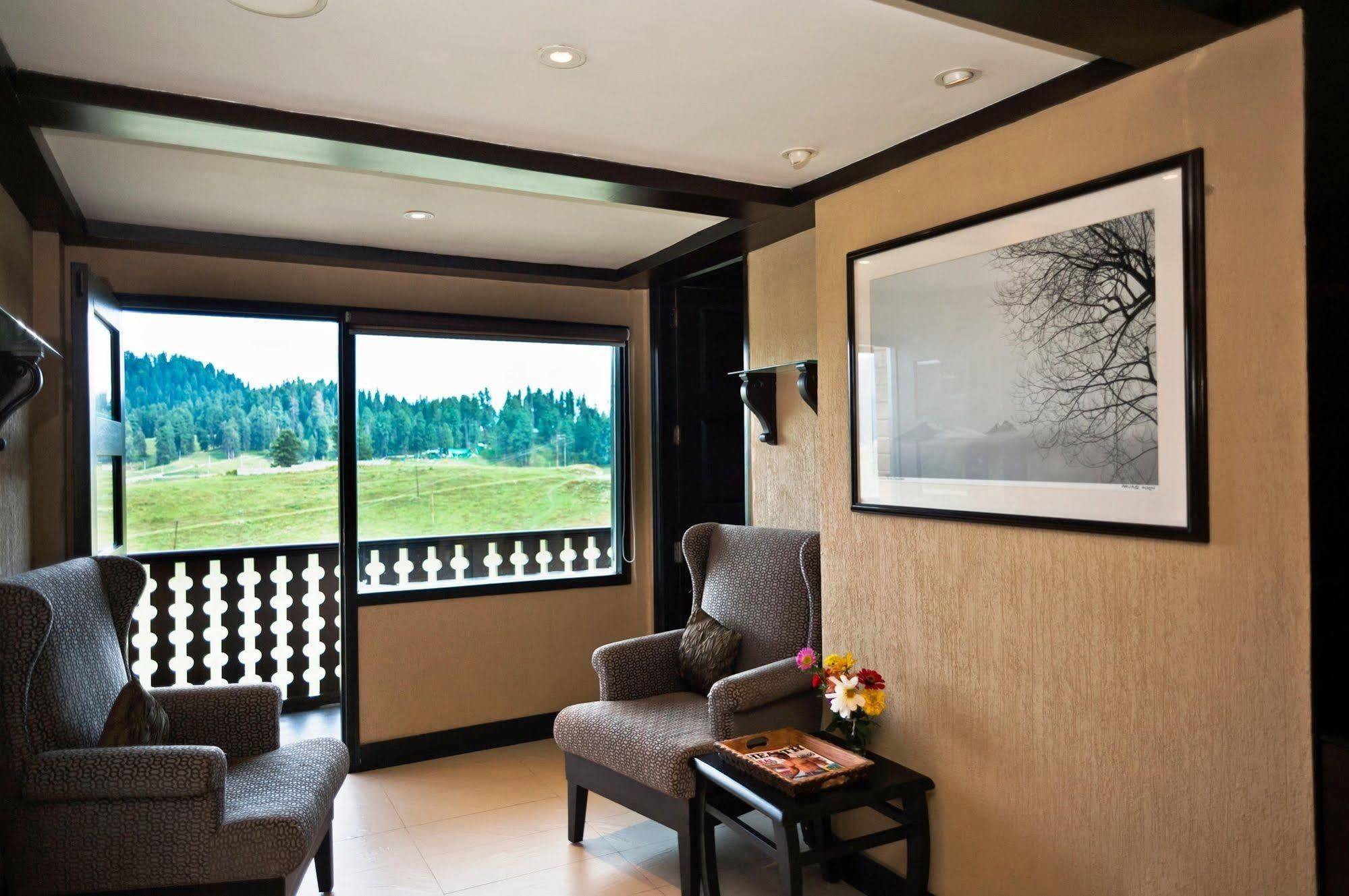 The Vintage Gulmarg Hotel Buitenkant foto
